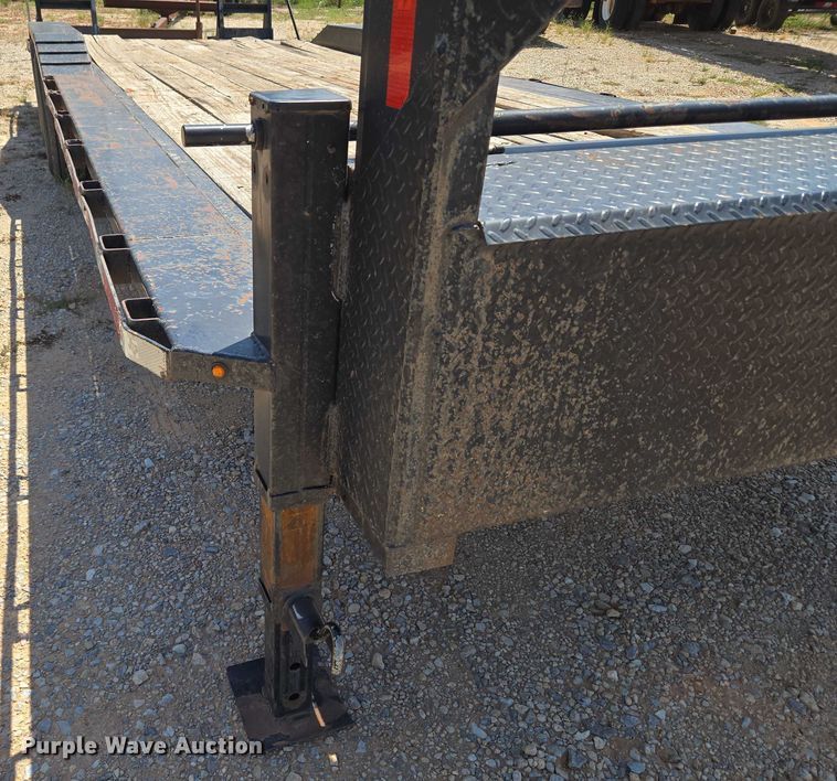 image for item EU3624 2018 Texas Pride EQ722214KGN equipment trailer