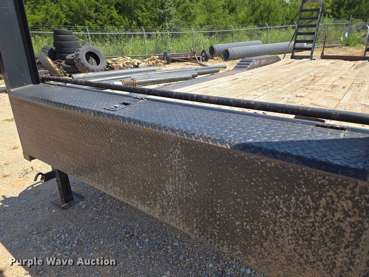 image for item EU3624 2018 Texas Pride EQ722214KGN equipment trailer