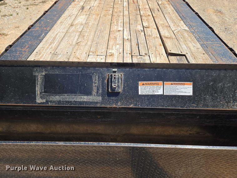 image for item EU3624 2018 Texas Pride EQ722214KGN equipment trailer