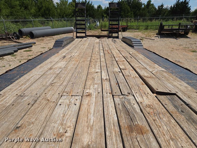 image for item EU3624 2018 Texas Pride EQ722214KGN equipment trailer