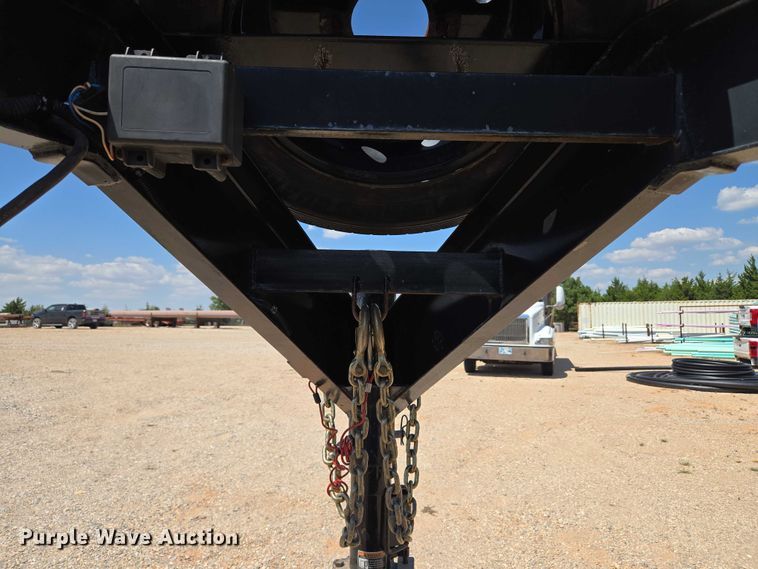 image for item EU3624 2018 Texas Pride EQ722214KGN equipment trailer