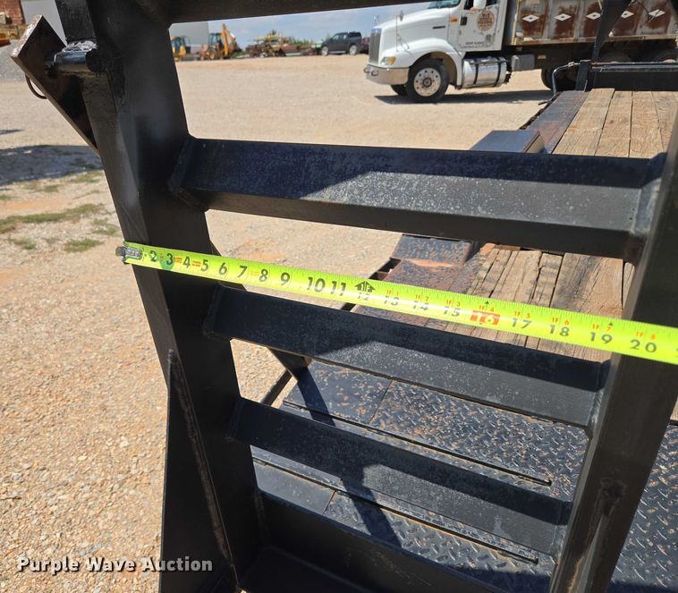 image for item EU3624 2018 Texas Pride EQ722214KGN equipment trailer