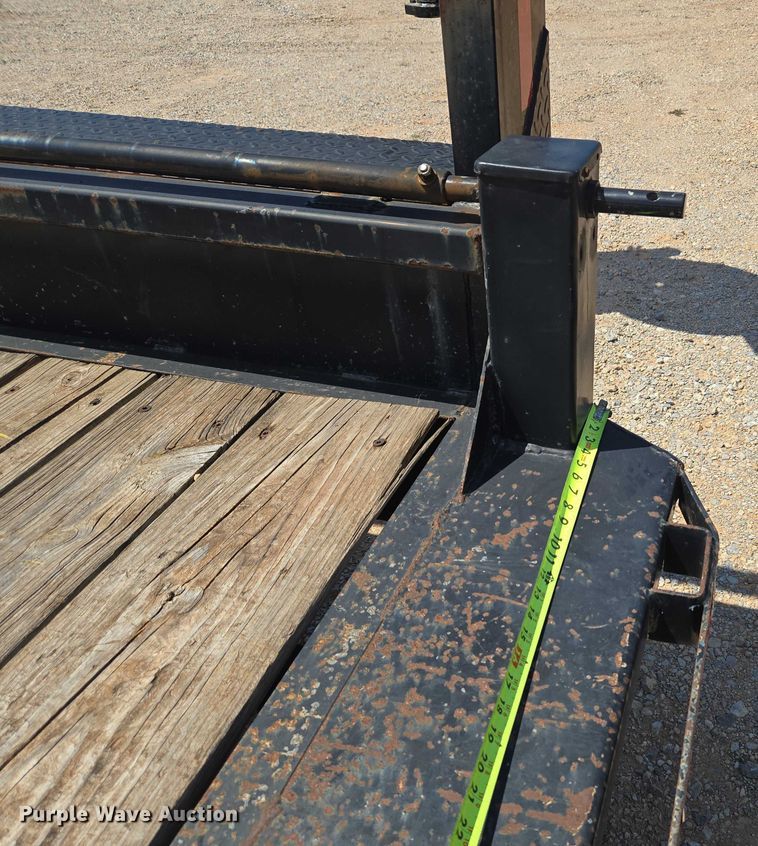 image for item EU3624 2018 Texas Pride EQ722214KGN equipment trailer