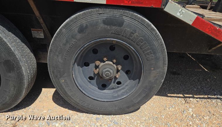 image for item EU3624 2018 Texas Pride EQ722214KGN equipment trailer