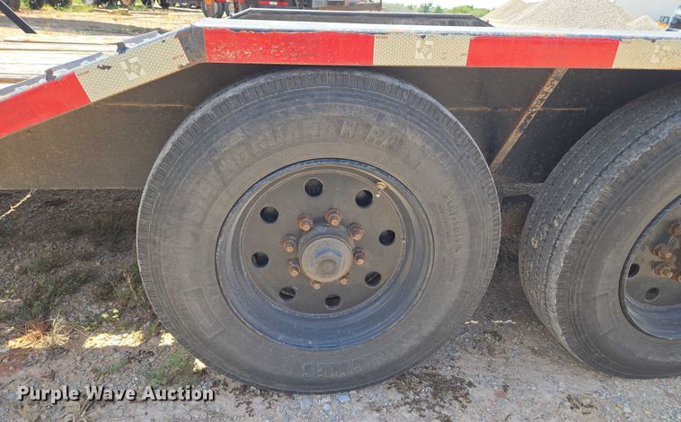 image for item EU3624 2018 Texas Pride EQ722214KGN equipment trailer