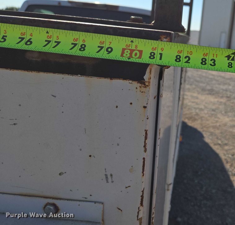 image for item EU3627 2000 Chevrolet K2500 utility bed pickup truck