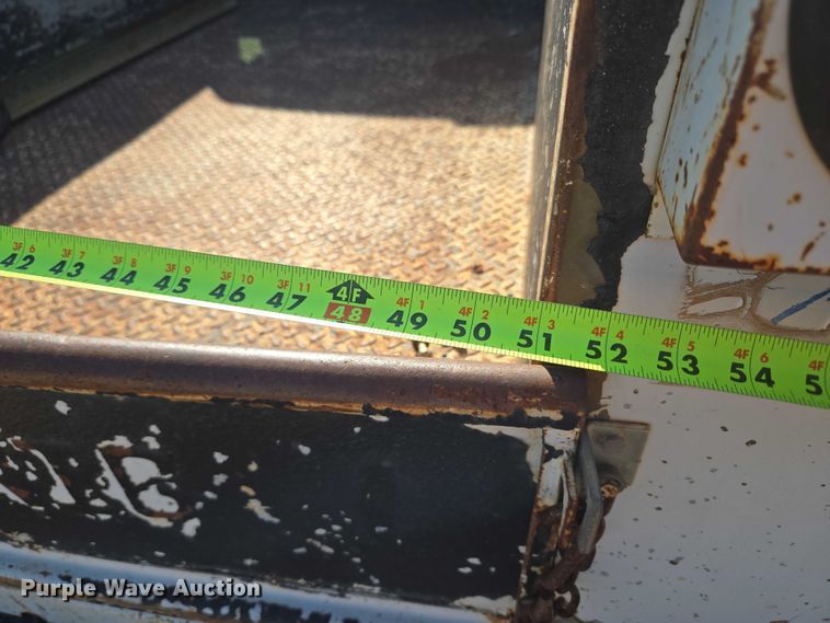 image for item EU3627 2000 Chevrolet K2500 utility bed pickup truck