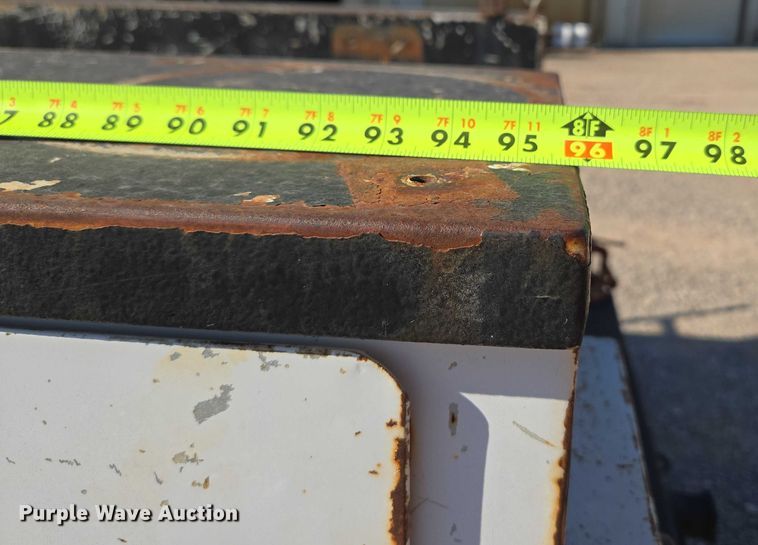 image for item EU3627 2000 Chevrolet K2500 utility bed pickup truck