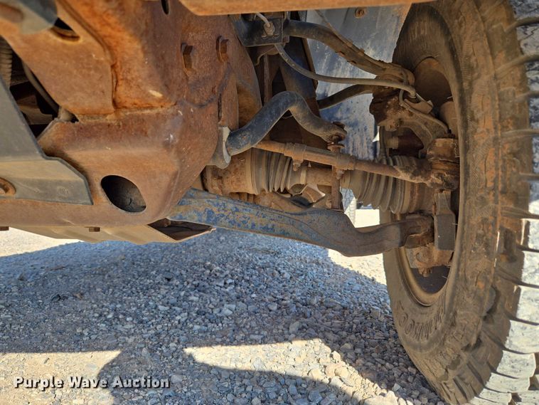 image for item EU3627 2000 Chevrolet K2500 utility bed pickup truck