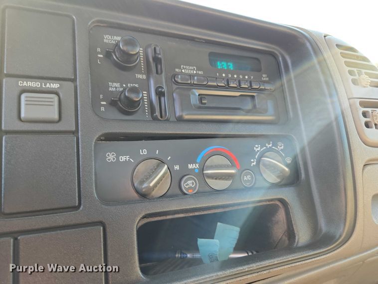 image for item EU3627 2000 Chevrolet K2500 utility bed pickup truck