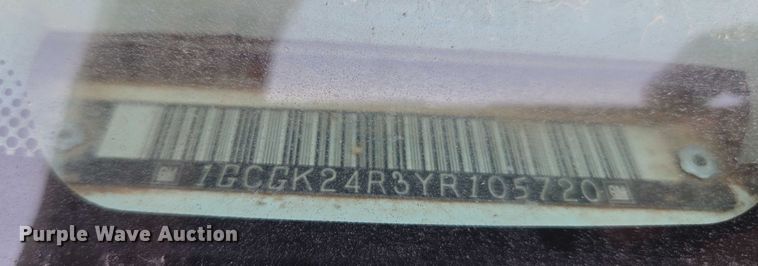 image for item EU3627 2000 Chevrolet K2500 utility bed pickup truck