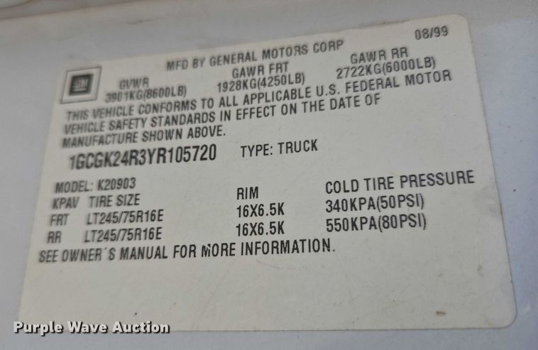 image for item EU3627 2000 Chevrolet K2500 utility bed pickup truck