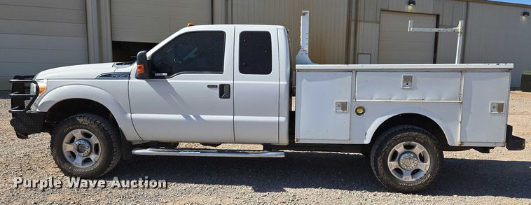 image for item EU3629 2011 Ford F350 Super Duty SuperCab utility bed pickup truck