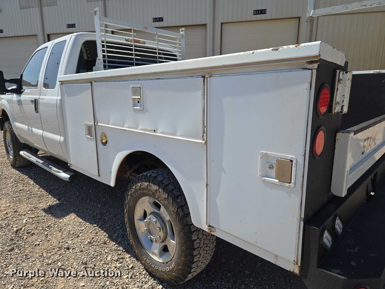 image for item EU3629 2011 Ford F350 Super Duty SuperCab utility bed pickup truck