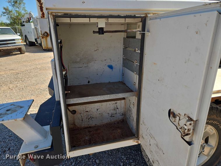 image for item EU3629 2011 Ford F350 Super Duty SuperCab utility bed pickup truck