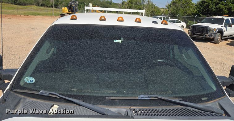 image for item EU3629 2011 Ford F350 Super Duty SuperCab utility bed pickup truck