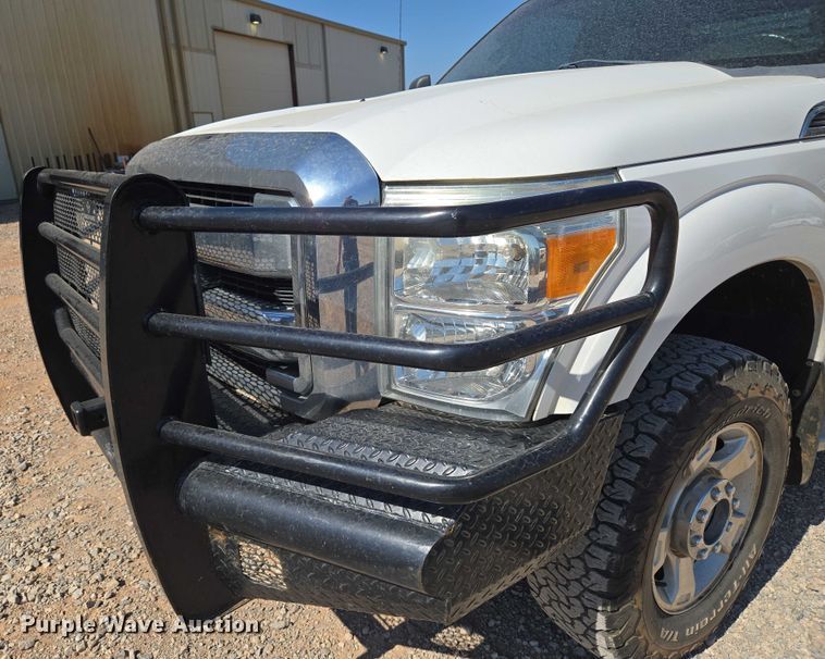 image for item EU3629 2011 Ford F350 Super Duty SuperCab utility bed pickup truck