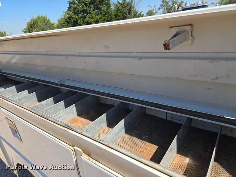 image for item EU3629 2011 Ford F350 Super Duty SuperCab utility bed pickup truck