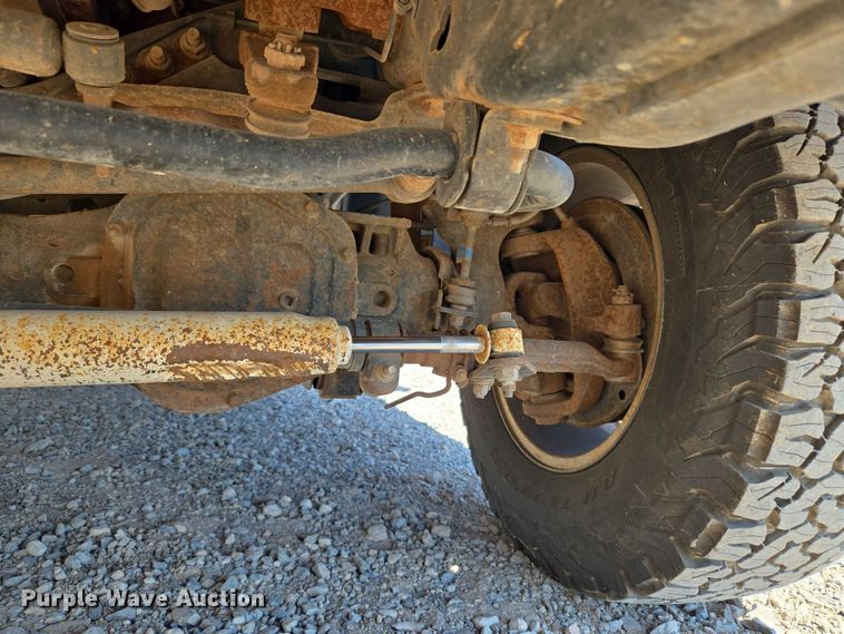 image for item EU3629 2011 Ford F350 Super Duty SuperCab utility bed pickup truck