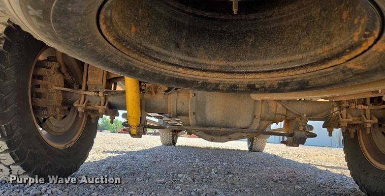 image for item EU3629 2011 Ford F350 Super Duty SuperCab utility bed pickup truck