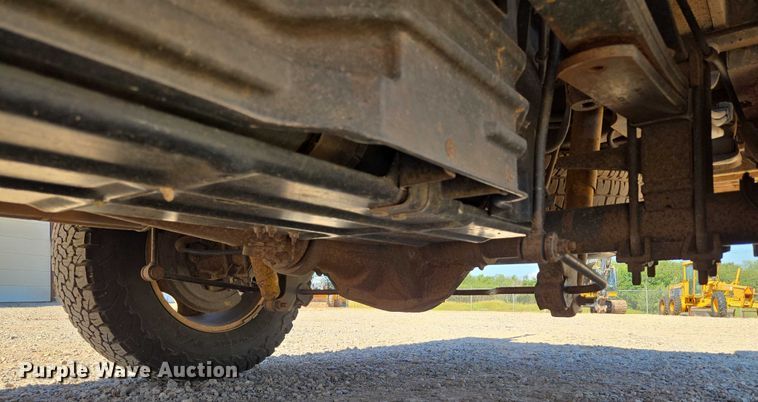 image for item EU3629 2011 Ford F350 Super Duty SuperCab utility bed pickup truck