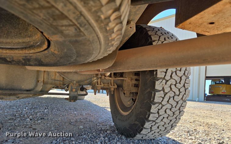 image for item EU3629 2011 Ford F350 Super Duty SuperCab utility bed pickup truck