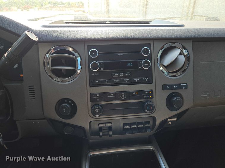 image for item EU3629 2011 Ford F350 Super Duty SuperCab utility bed pickup truck