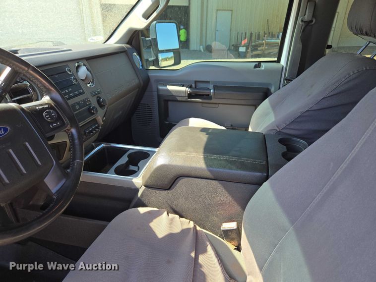 image for item EU3629 2011 Ford F350 Super Duty SuperCab utility bed pickup truck