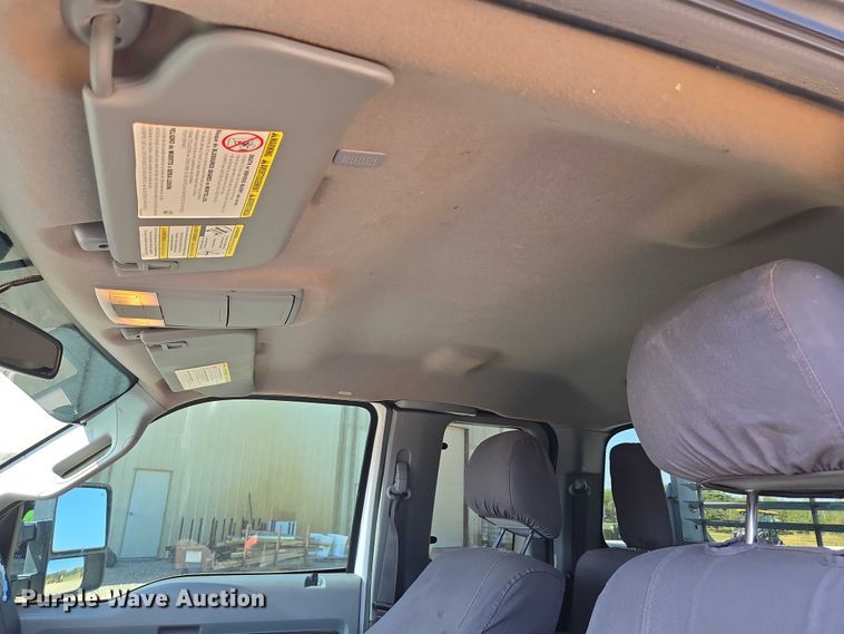 image for item EU3629 2011 Ford F350 Super Duty SuperCab utility bed pickup truck