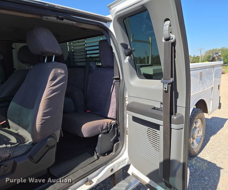 image for item EU3629 2011 Ford F350 Super Duty SuperCab utility bed pickup truck