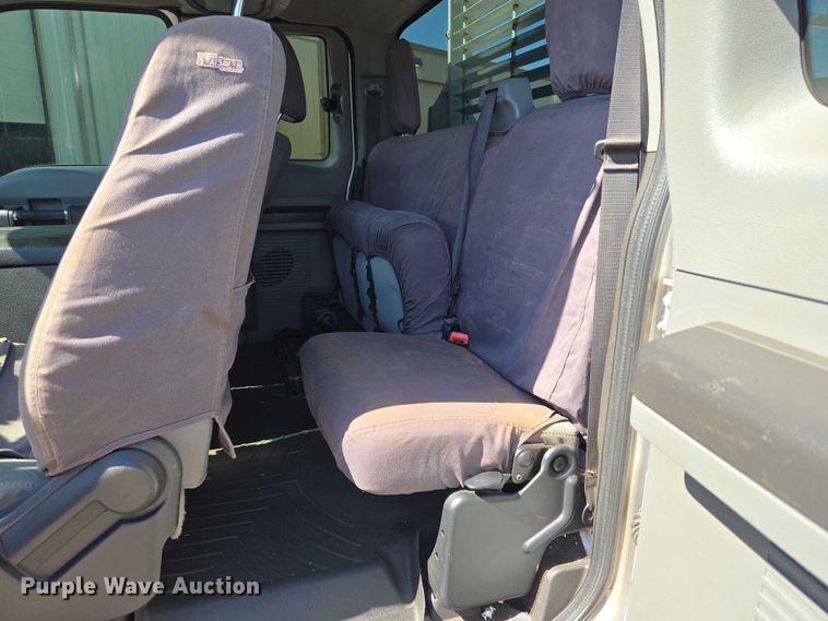 image for item EU3629 2011 Ford F350 Super Duty SuperCab utility bed pickup truck