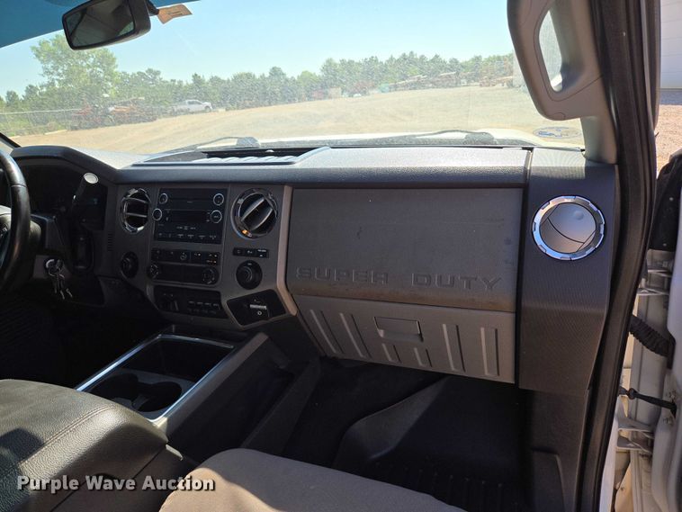 image for item EU3629 2011 Ford F350 Super Duty SuperCab utility bed pickup truck