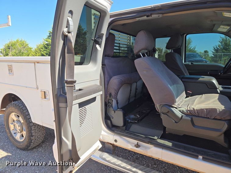 image for item EU3629 2011 Ford F350 Super Duty SuperCab utility bed pickup truck