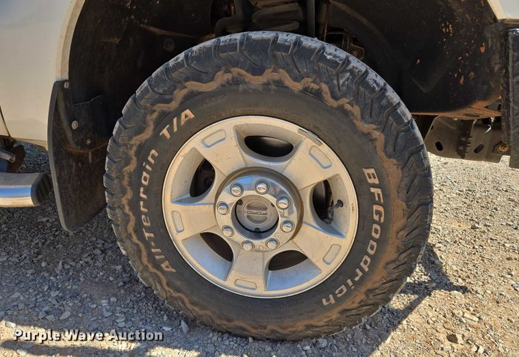 image for item EU3629 2011 Ford F350 Super Duty SuperCab utility bed pickup truck