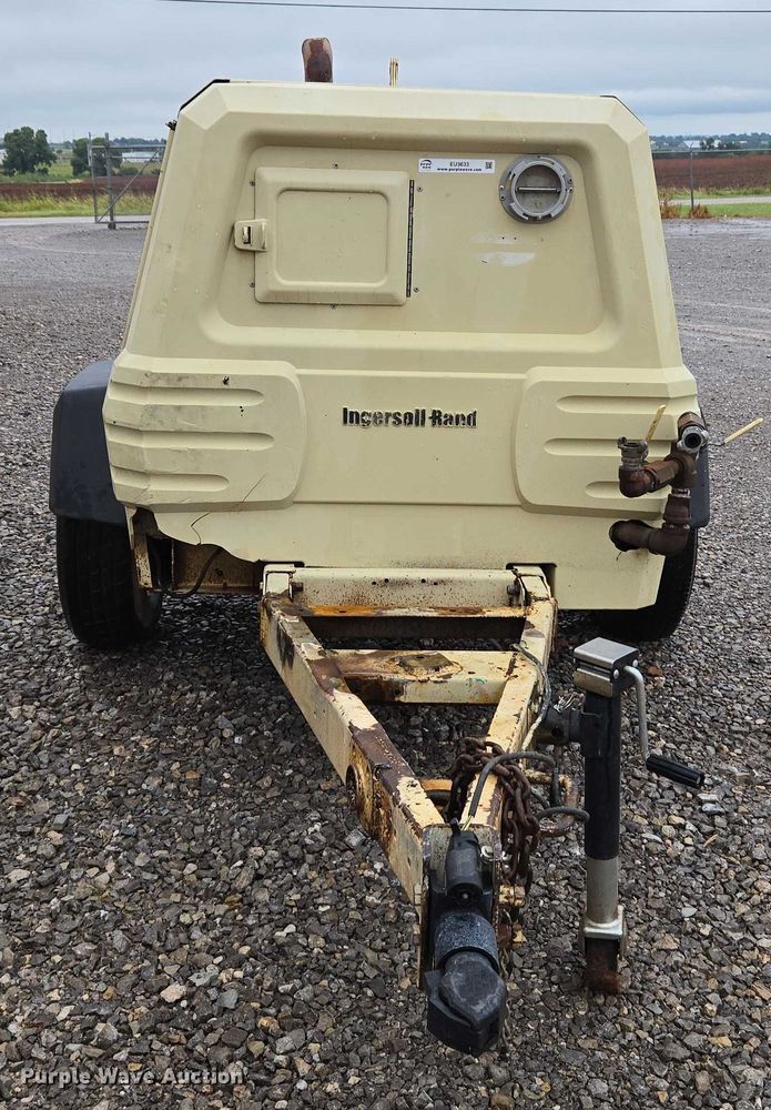 image for item EU3633 2005 Ingersoll Rand P185WIR air compressor