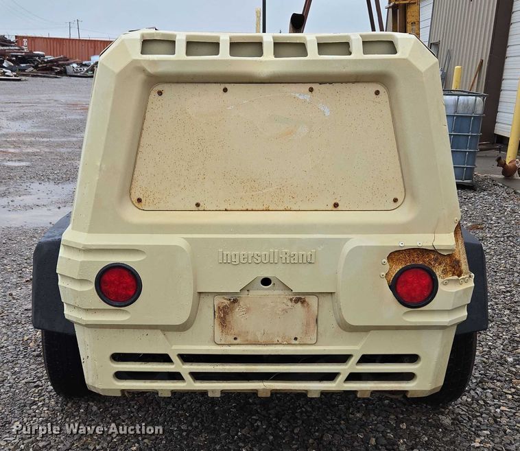 image for item EU3633 2005 Ingersoll Rand P185WIR air compressor