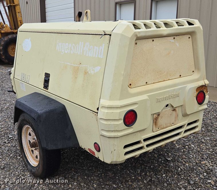 image for item EU3633 2005 Ingersoll Rand P185WIR air compressor