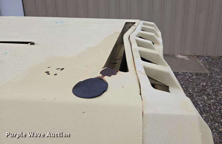 image for item EU3633 2005 Ingersoll Rand P185WIR air compressor