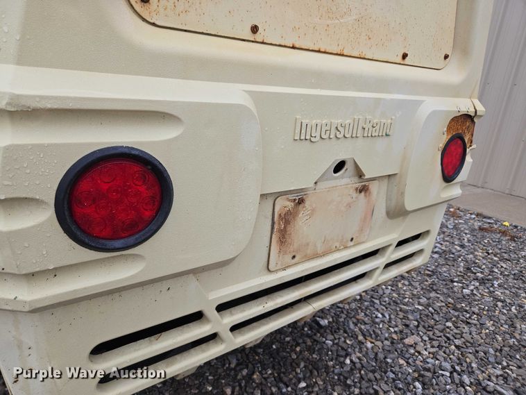 image for item EU3633 2005 Ingersoll Rand P185WIR air compressor