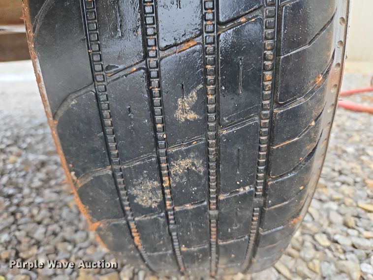 image for item EU3633 2005 Ingersoll Rand P185WIR air compressor