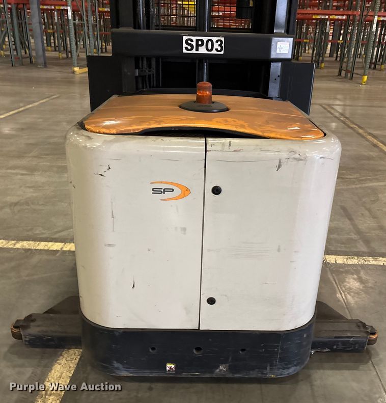 image for item EU4504 2017 Crown SP4050-30 order picker