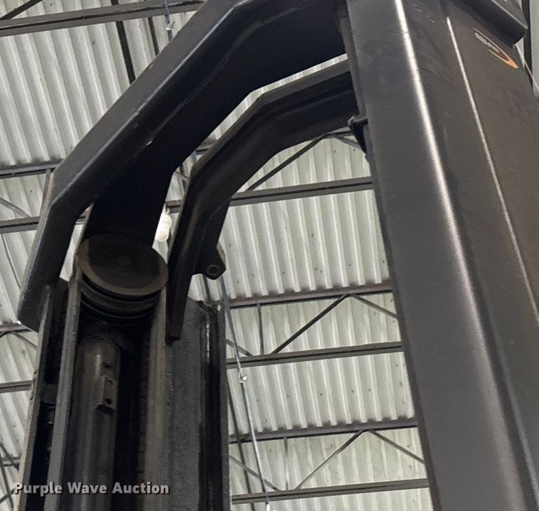 image for item EU4504 2017 Crown SP4050-30 order picker