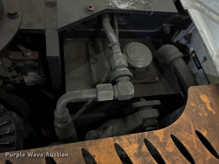 image for item EU4504 2017 Crown SP4050-30 order picker