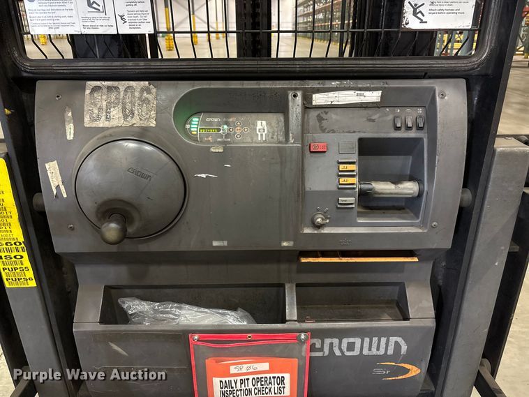 image for item EU4505 2017 Crown SP4050-30 order picker