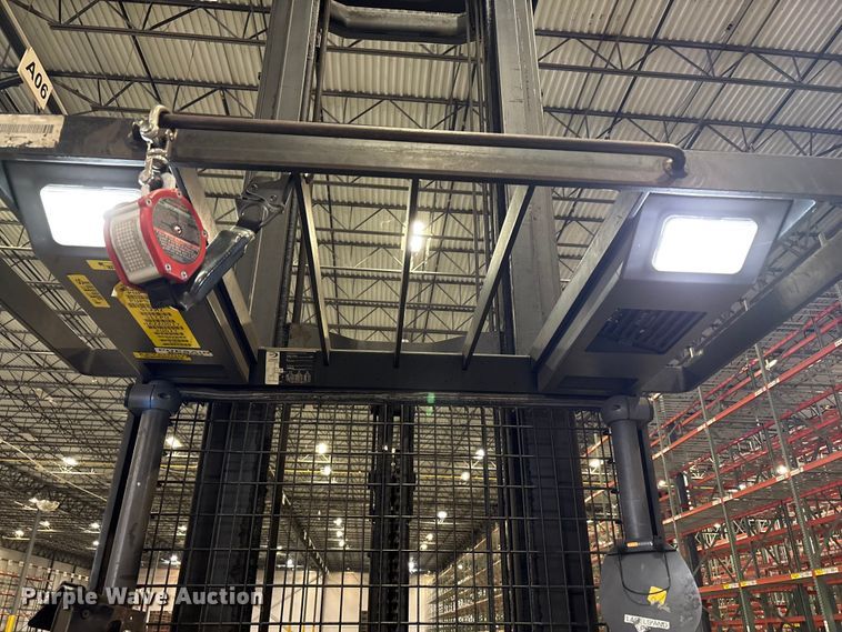 image for item EU4505 2017 Crown SP4050-30 order picker