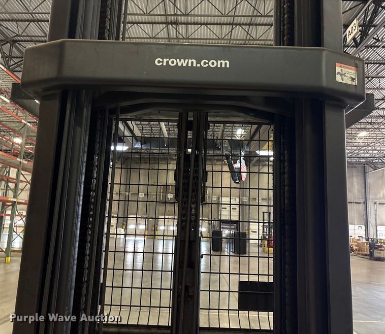 image for item EU4505 2017 Crown SP4050-30 order picker