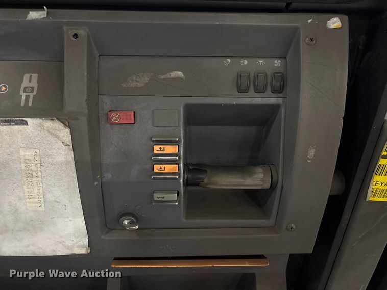 image for item EU4506 2017 Crown SP4050-30 order picker