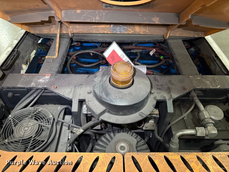 image for item EU4506 2017 Crown SP4050-30 order picker