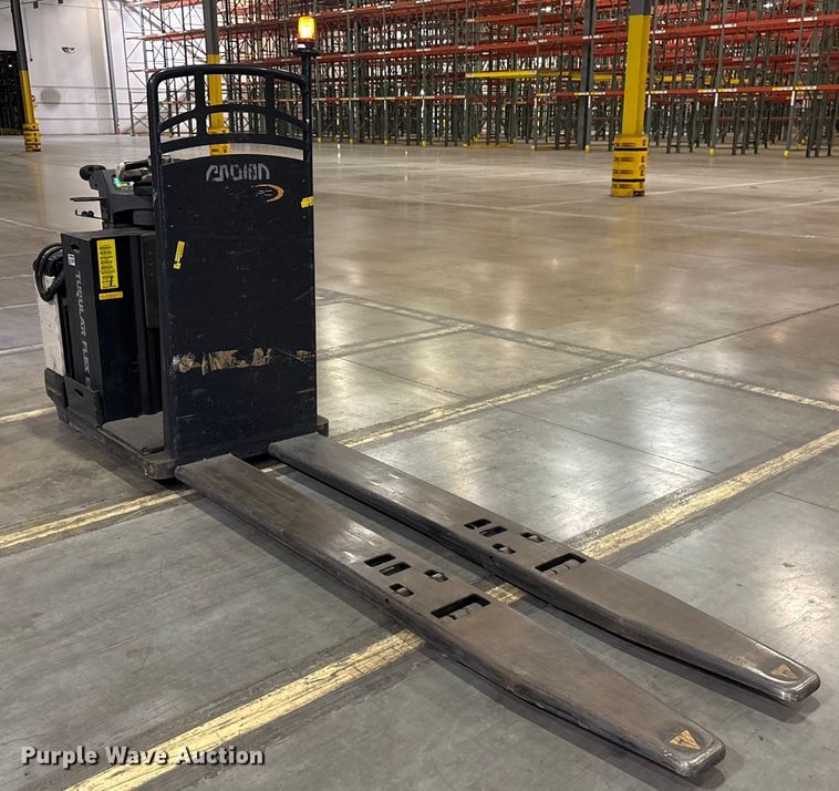 image for item EU4507 2020 Crown PC4500-80 pallet jack