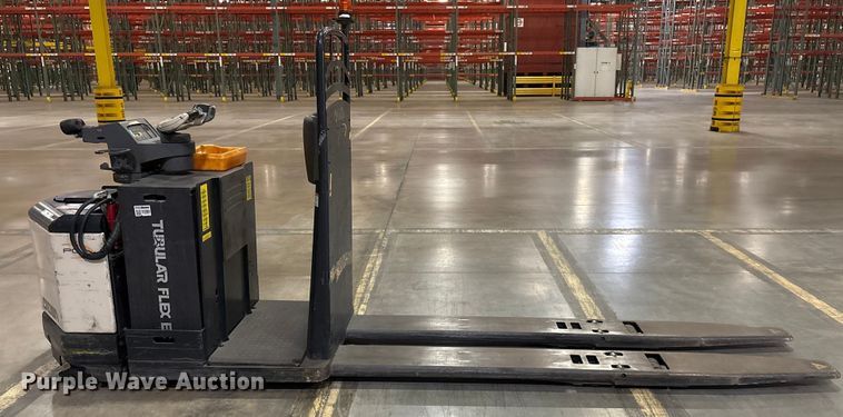 image for item EU4507 2020 Crown PC4500-80 pallet jack